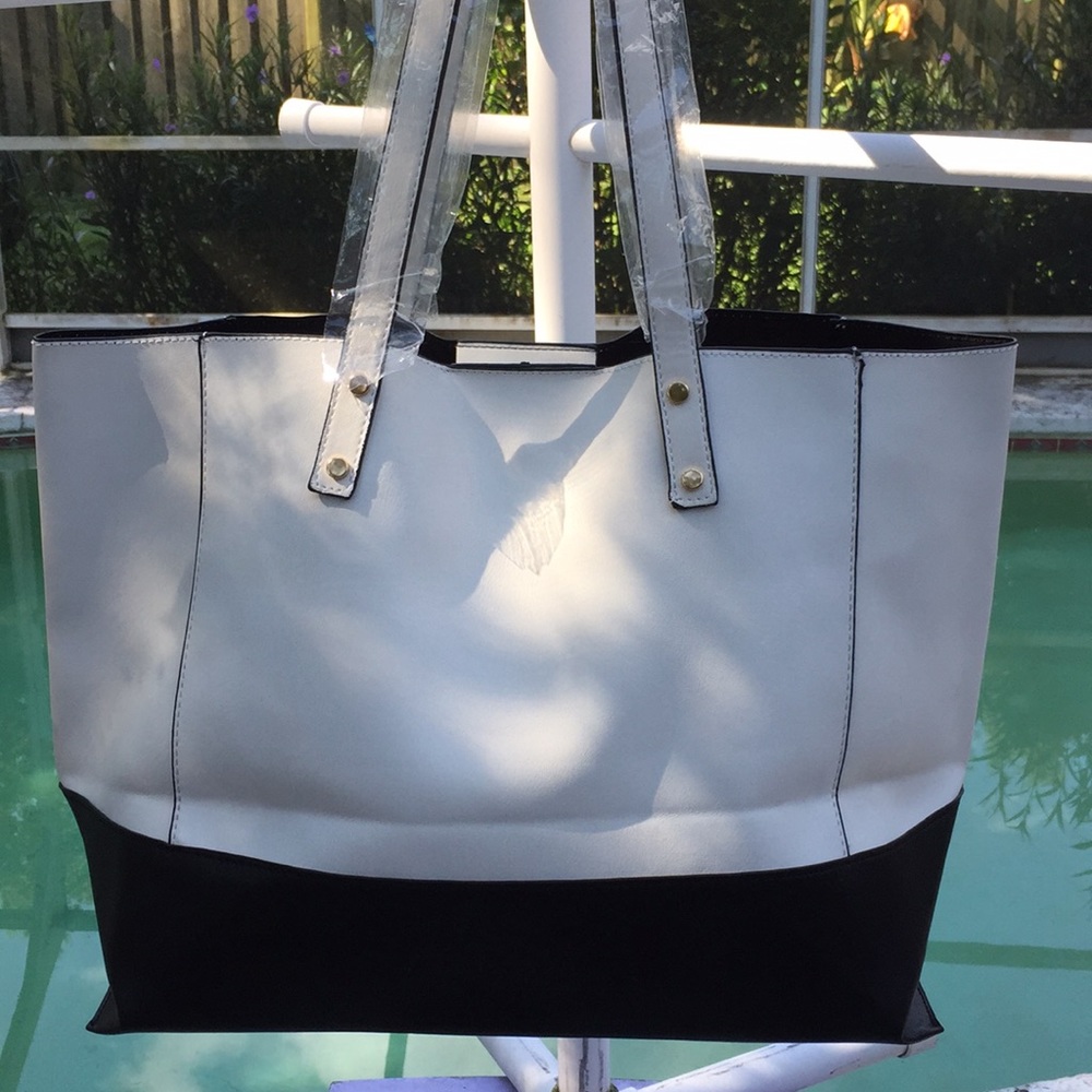 Lulu Dharma Vegan Tote Bag - Picture 3 of 7